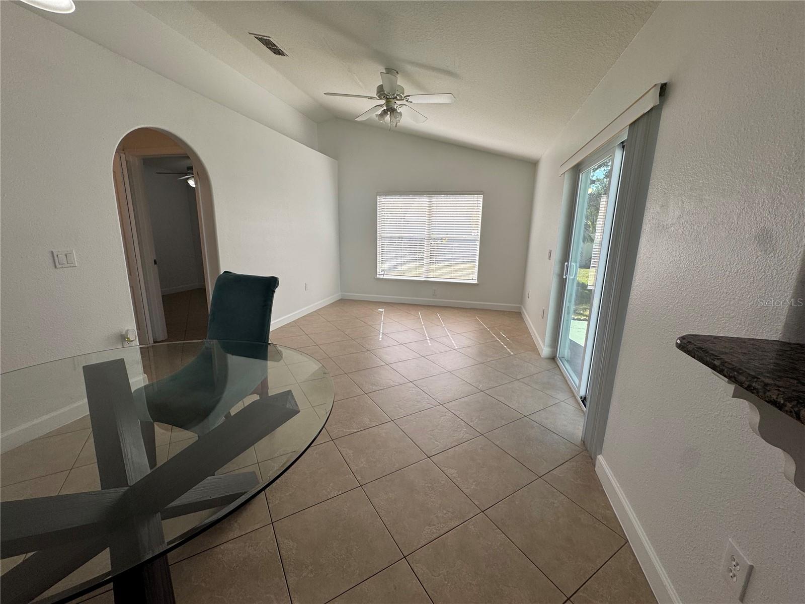 Image 9 of 30 For 14940 Day Lily Court