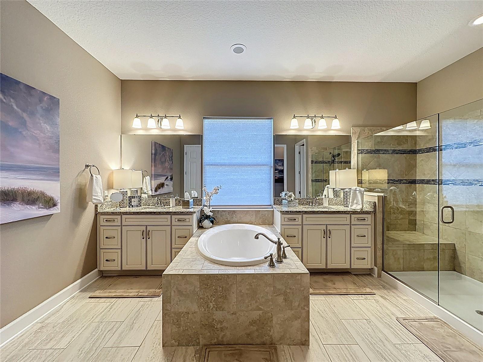 Image 19 of 56 For 1773 Bella Lago Drive