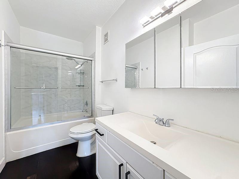 Image 18 of 38 For 8843 Villa View Circle 207