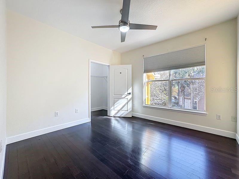 Image 20 of 38 For 8843 Villa View Circle 207