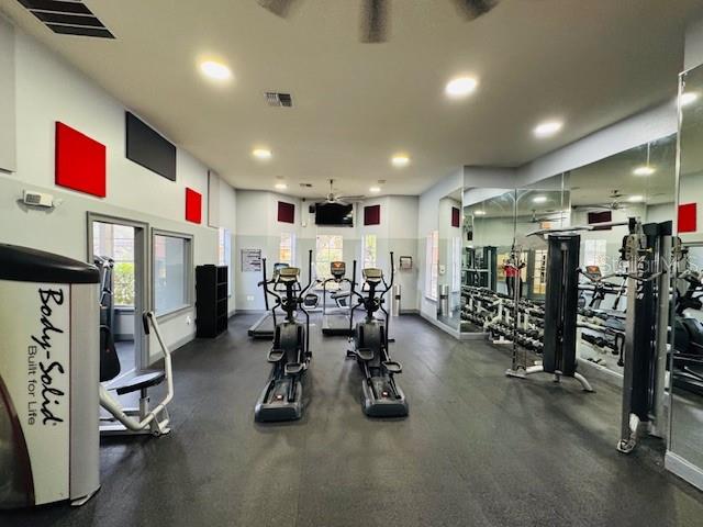 Image 36 of 38 For 8843 Villa View Circle 207