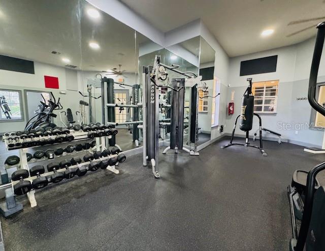 Image 37 of 38 For 8843 Villa View Circle 207