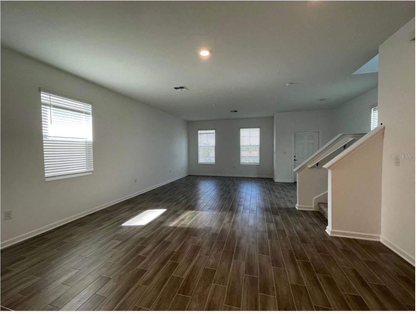 Image 4 of 18 For 1748 Cross Prairie Parkway