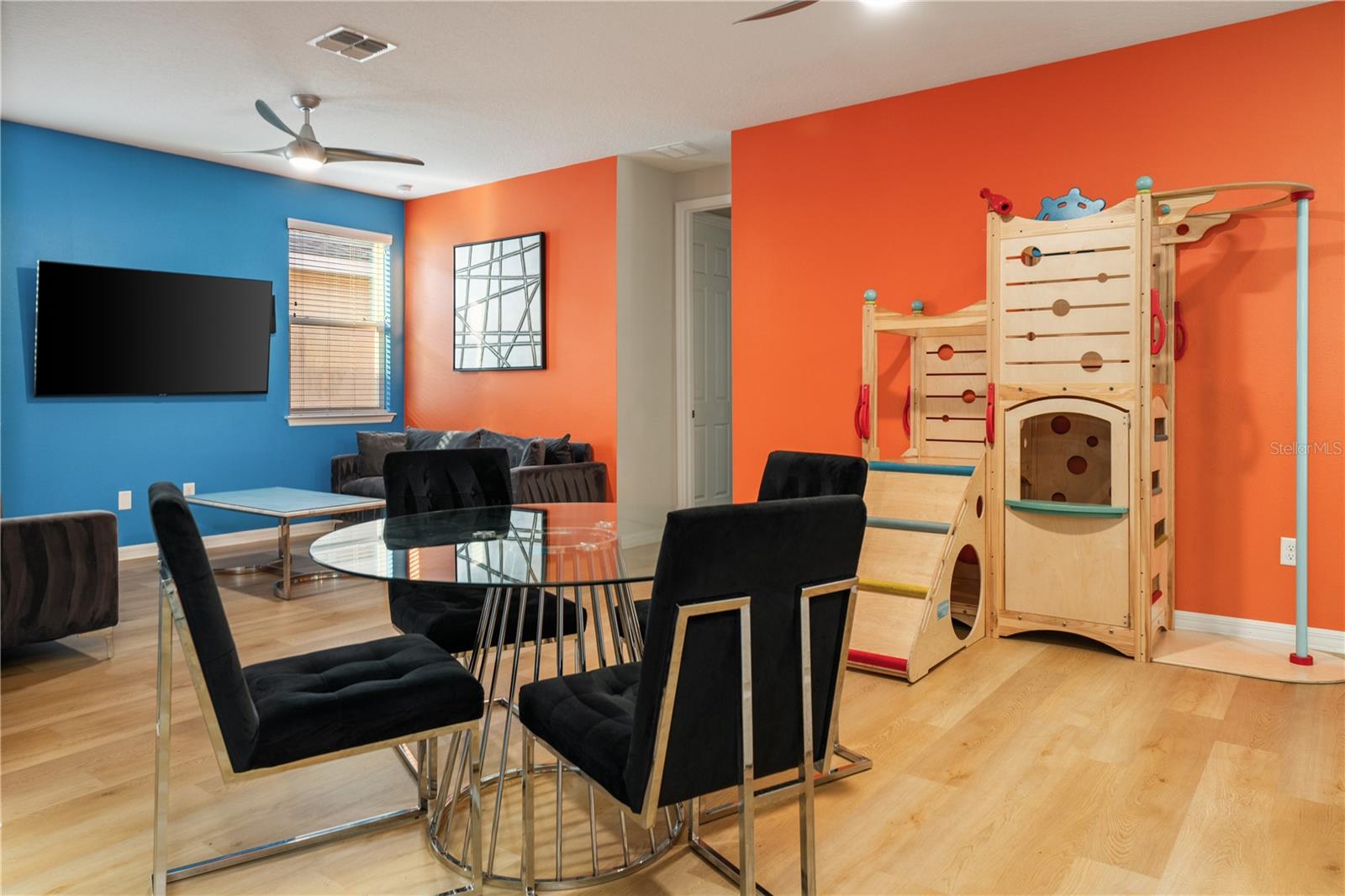 Image 20 of 76 For 1628 Nassau Point Trail