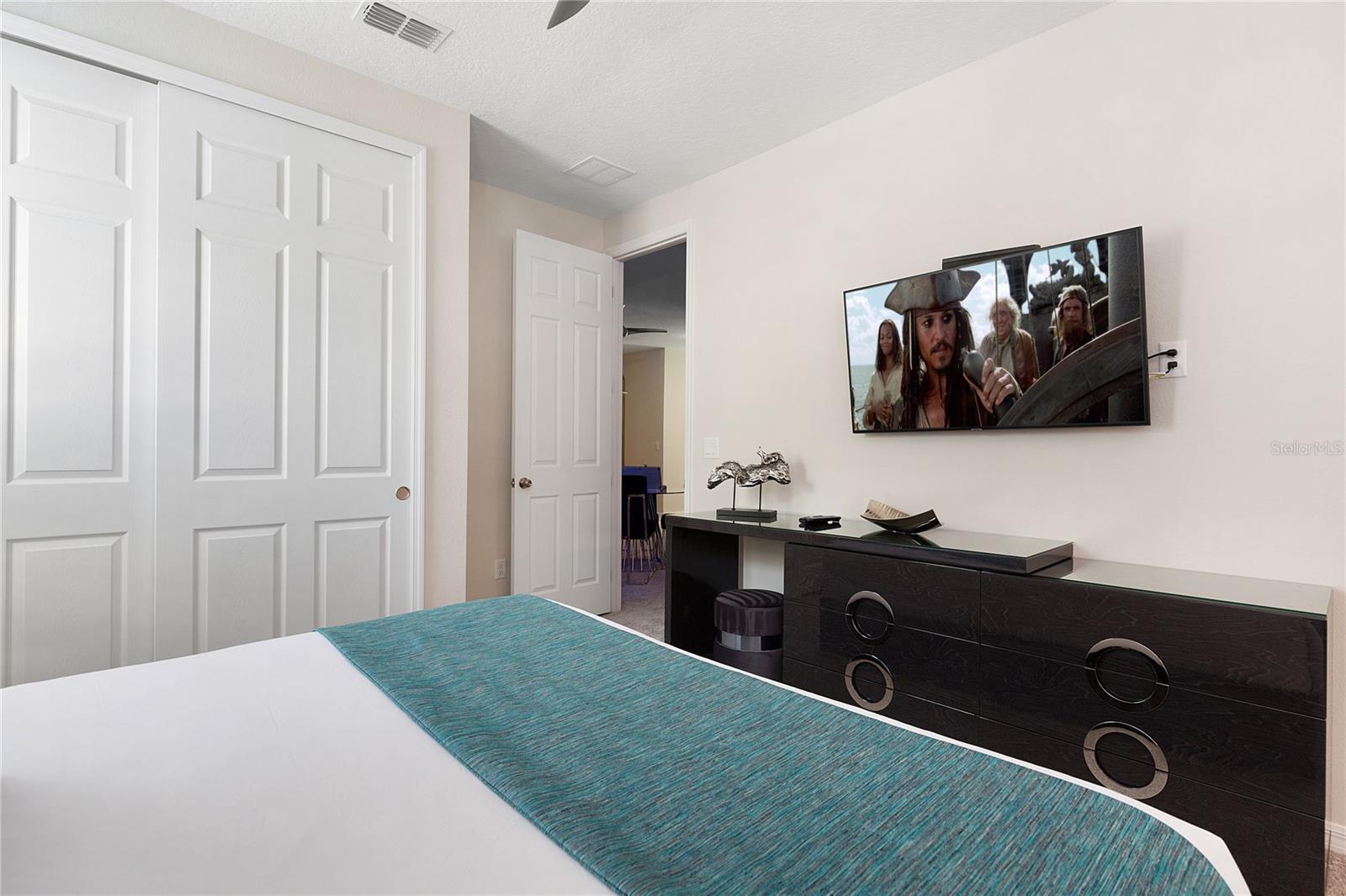 Image 32 of 76 For 1628 Nassau Point Trail