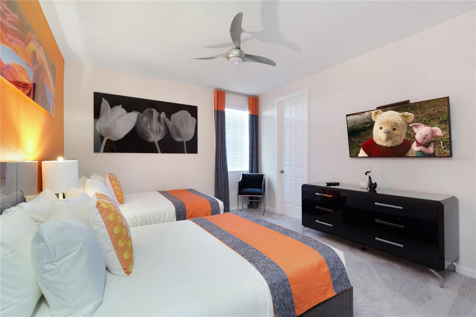 Image 49 of 76 For 1628 Nassau Point Trail