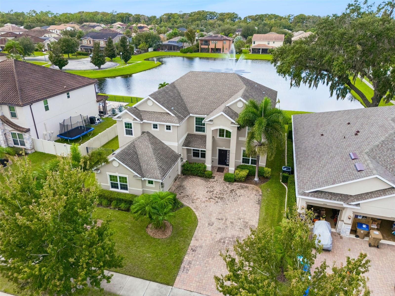 Image 57 of 70 For 1620 Lake Parkway Drive