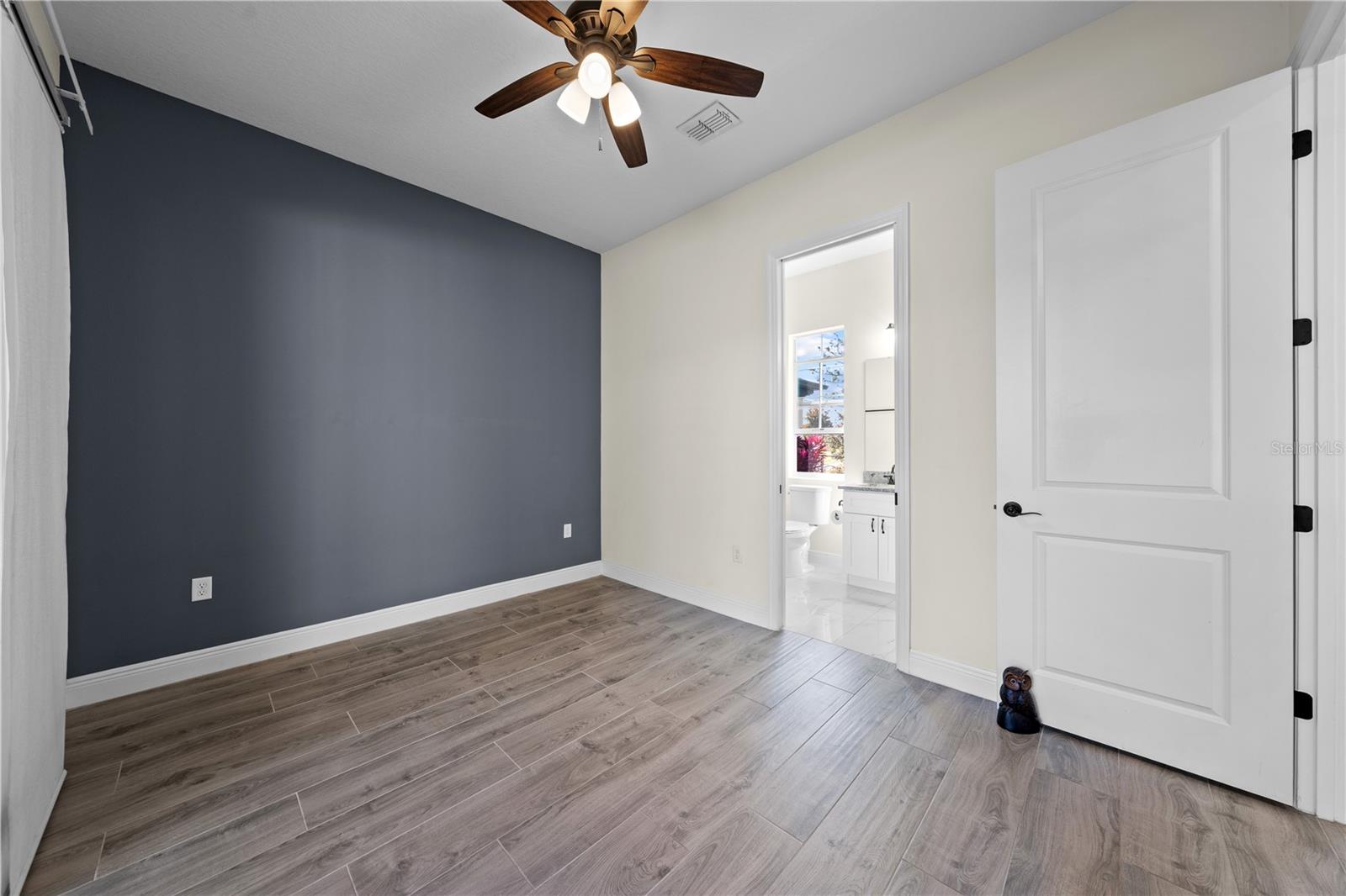 Image 10 of 98 For 2245 Bronco Dr.