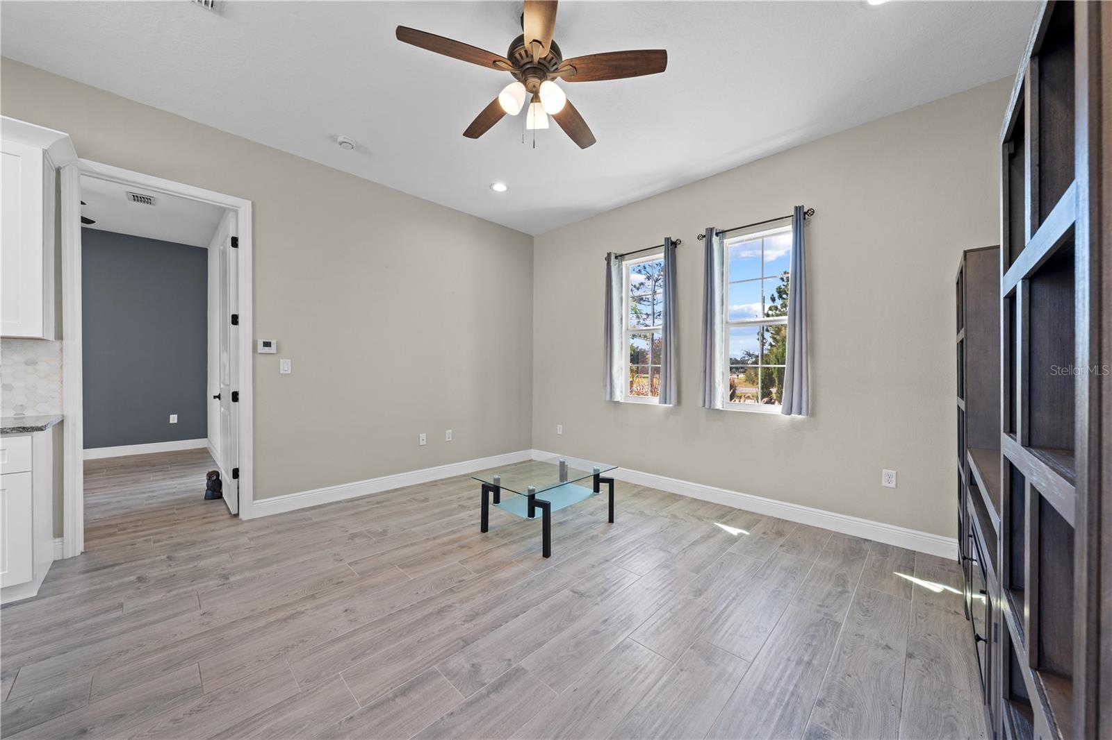 Image 21 of 98 For 2245 Bronco Dr.