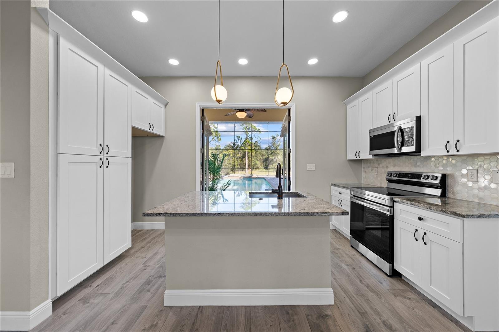 Image 23 of 98 For 2245 Bronco Dr.