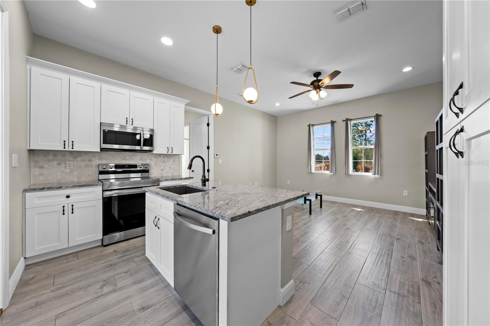 Image 27 of 98 For 2245 Bronco Dr.