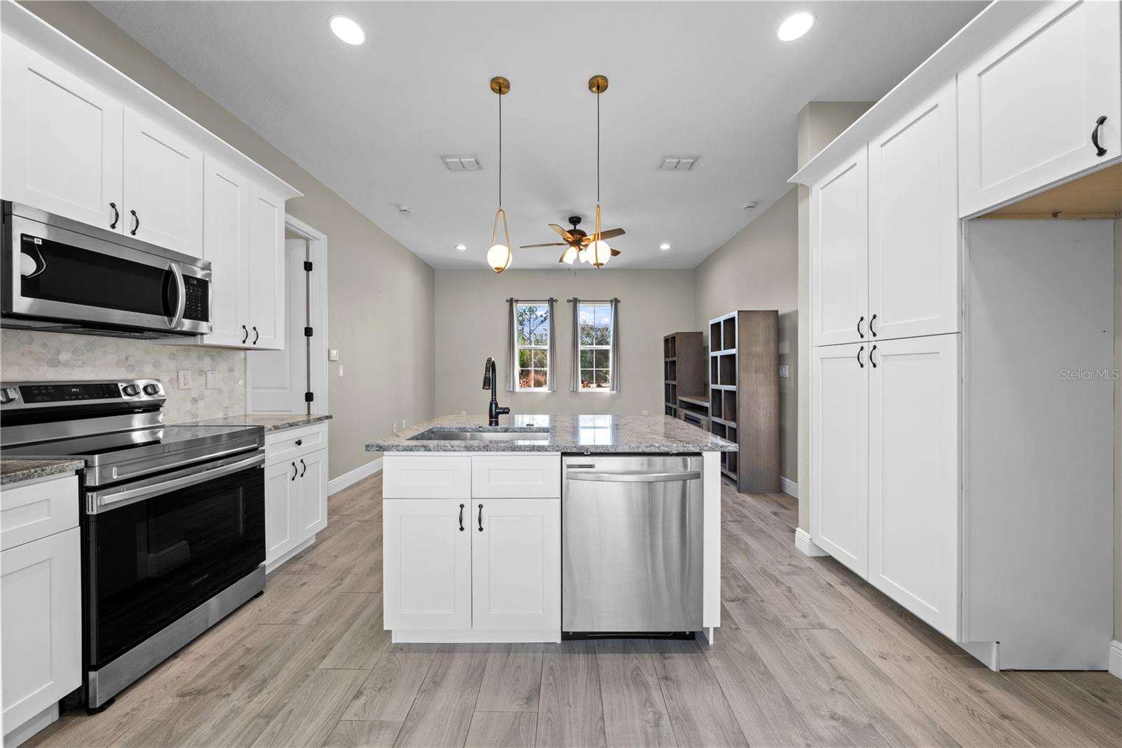 Image 29 of 98 For 2245 Bronco Dr.