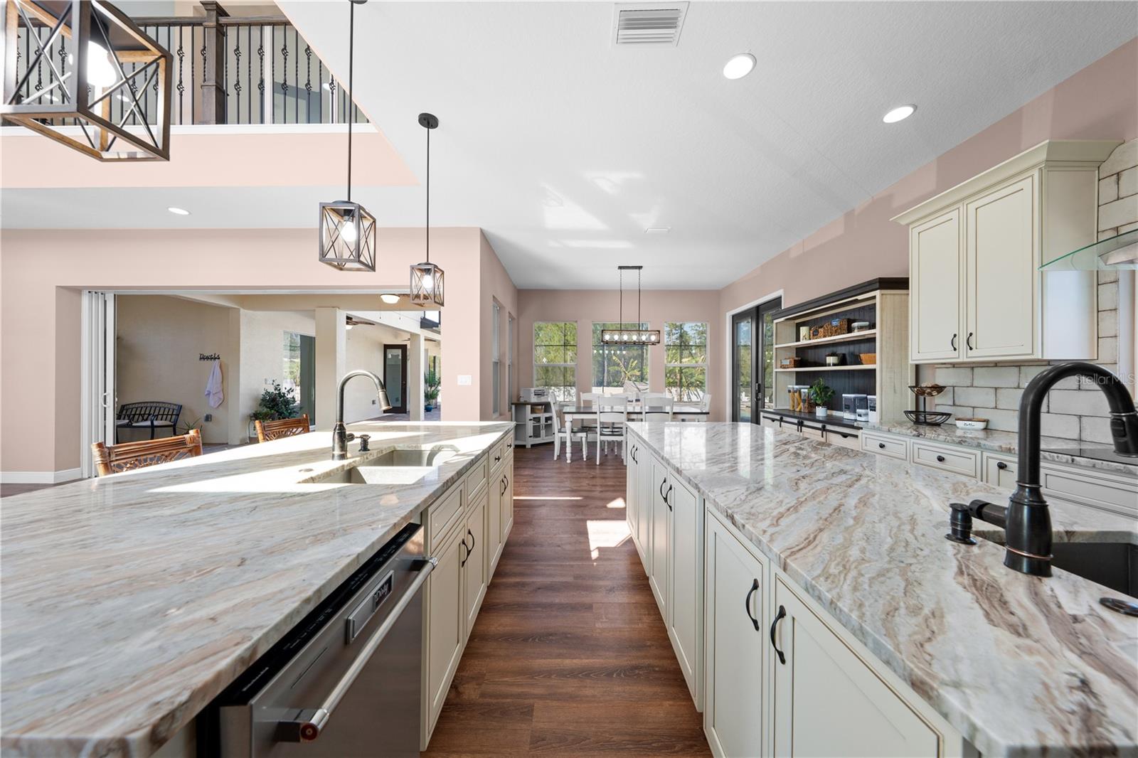 Image 44 of 98 For 2245 Bronco Dr.