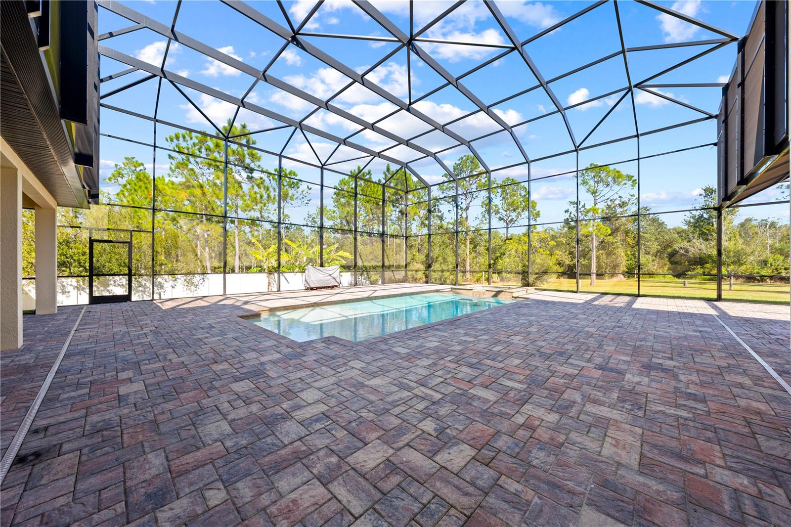 Image 6 of 98 For 2245 Bronco Dr.