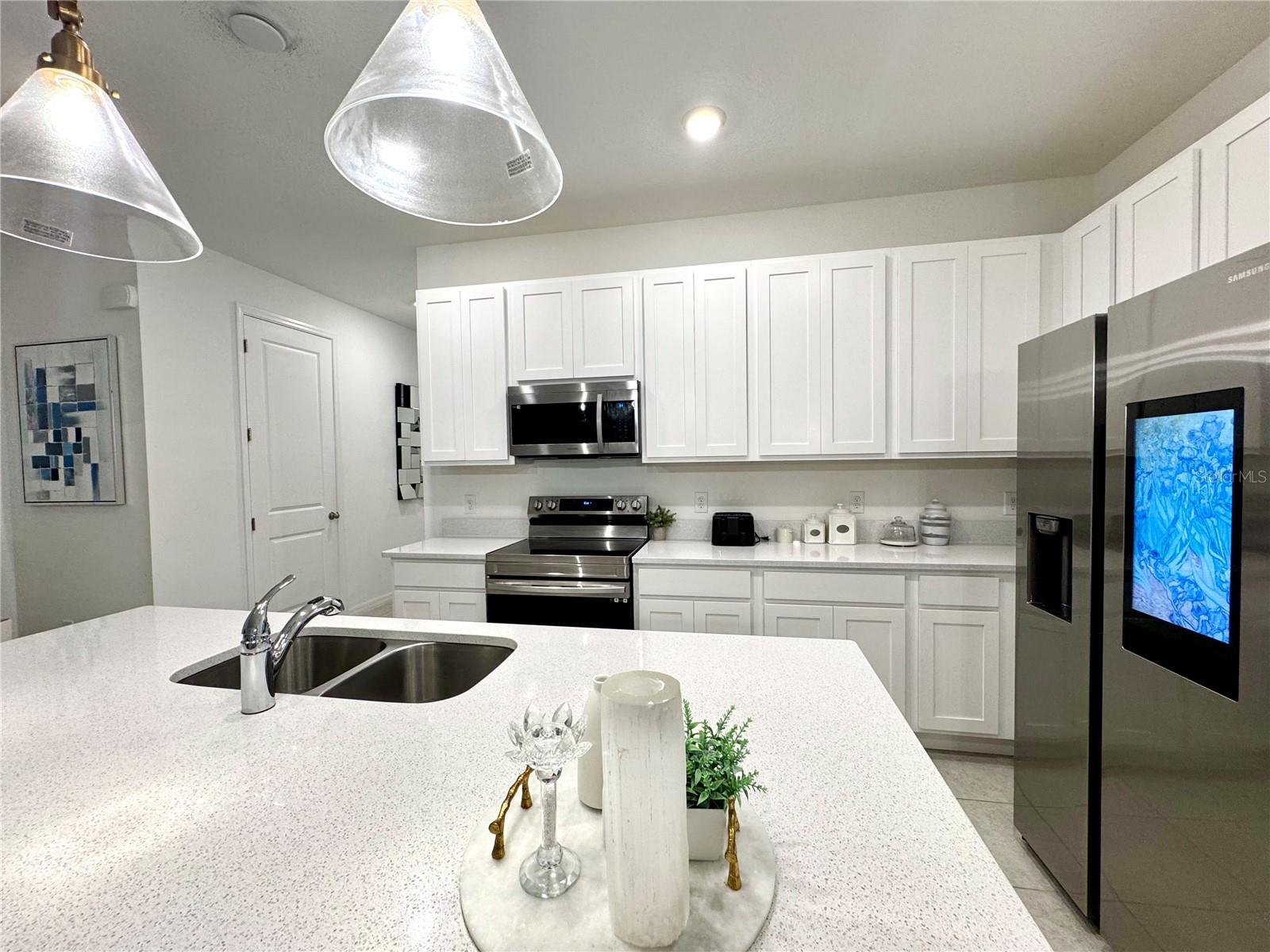 Image 16 of 42 For 943 Conch Road