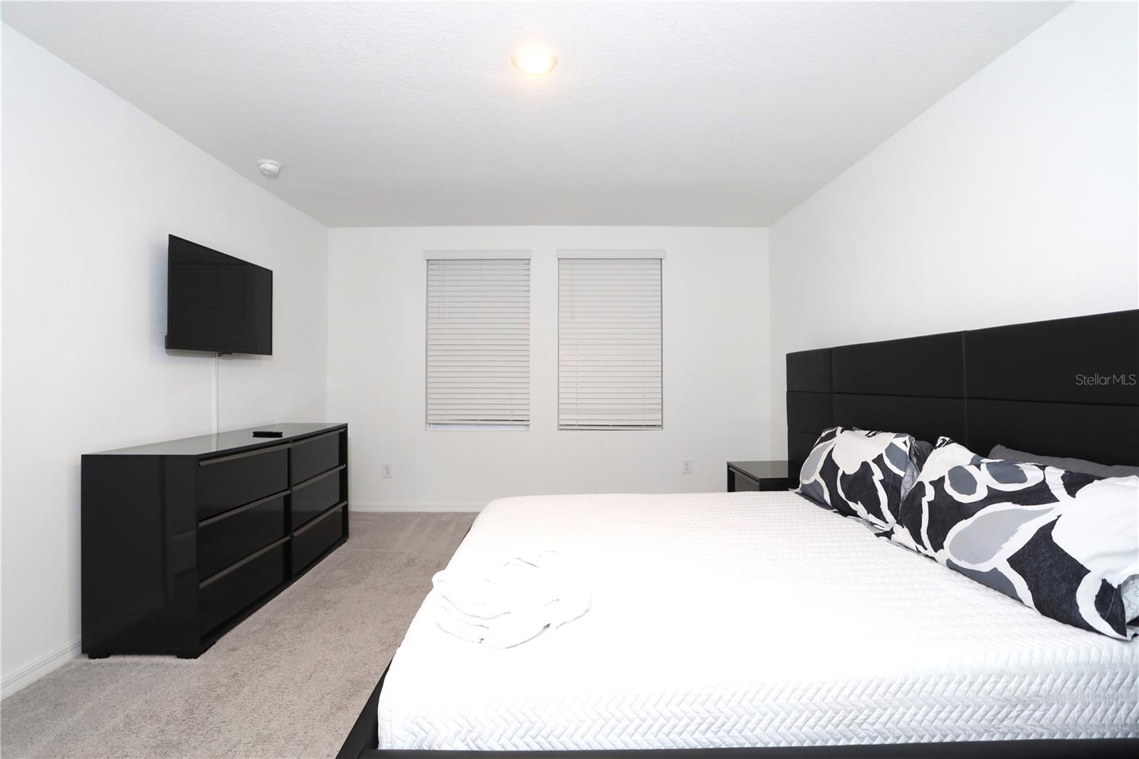 Image 25 of 42 For 943 Conch Road