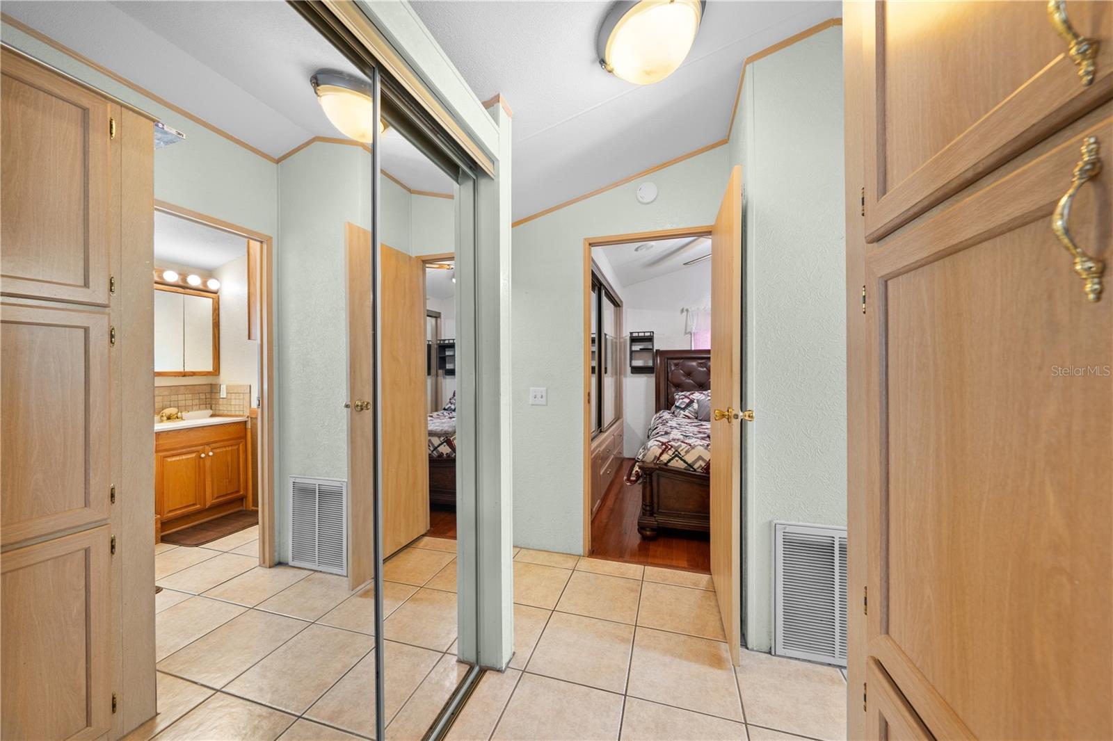 Image 16 of 54 For 445 Citrus Ridge Drive