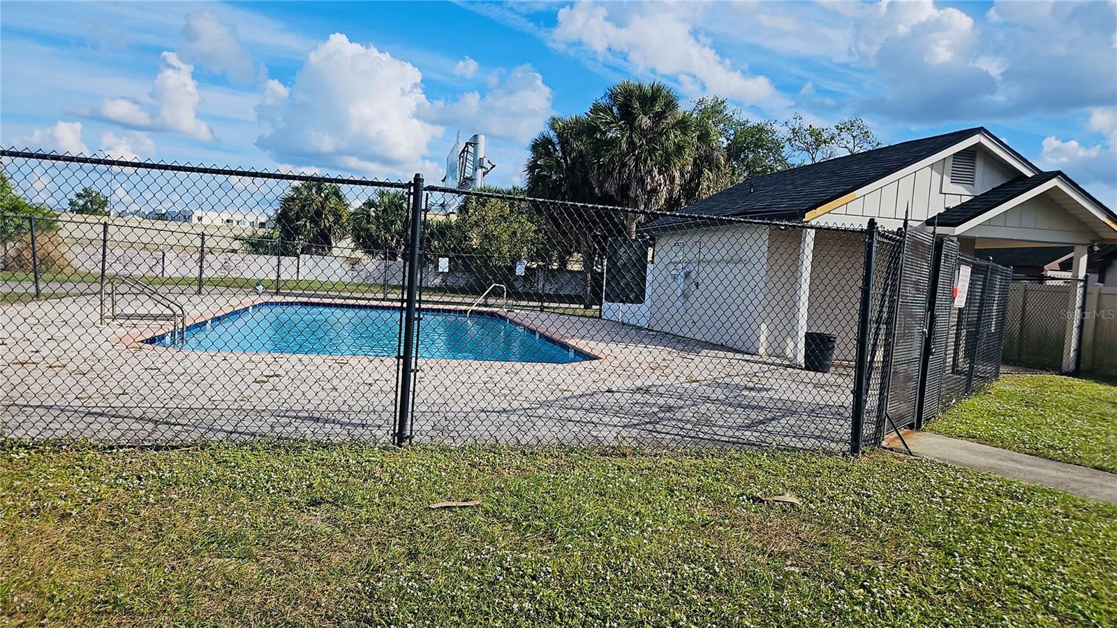 Image 33 of 33 For 1415 Easton Street