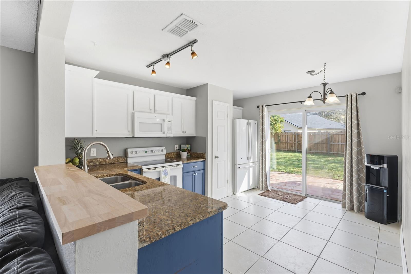 Image 5 of 30 For 3331 Cypress Point Circle