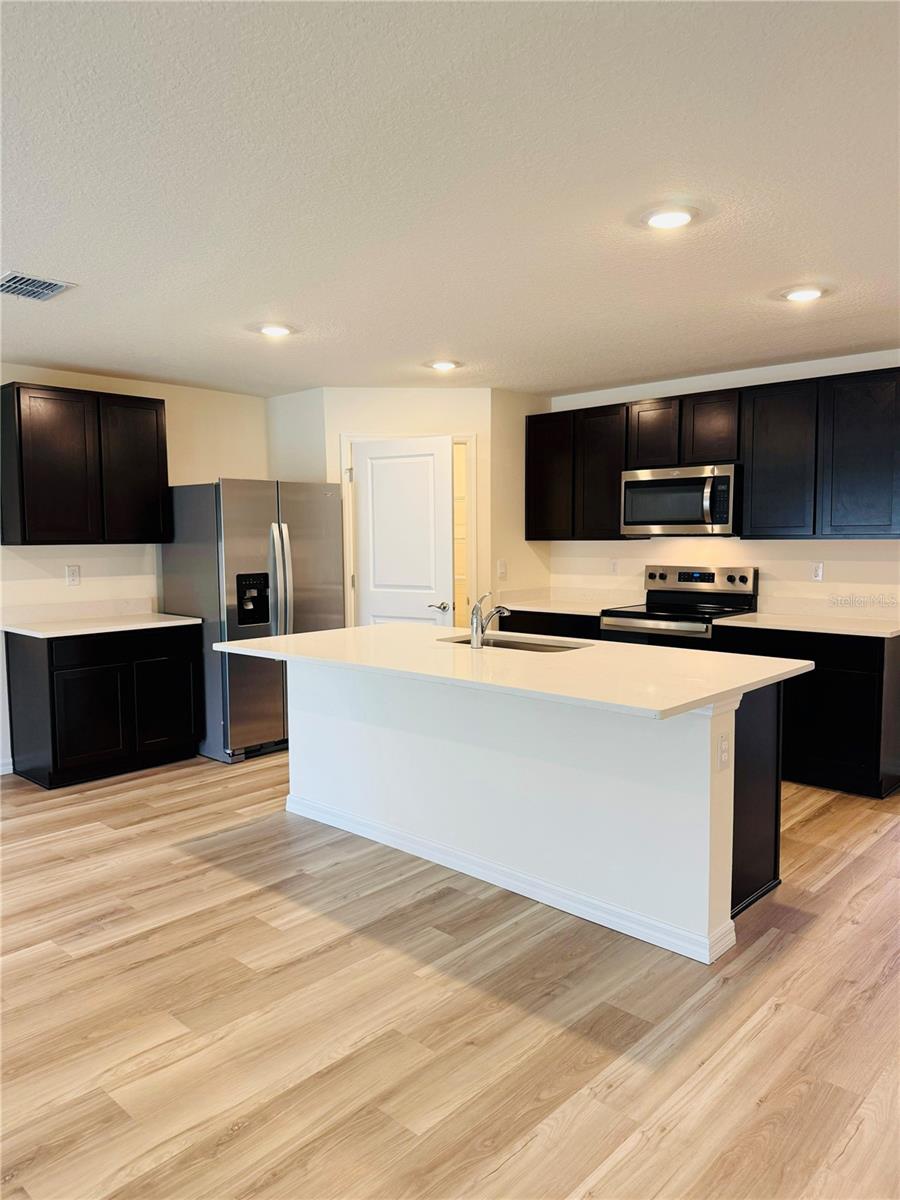 Image 5 of 25 For 2924 20th Terrace