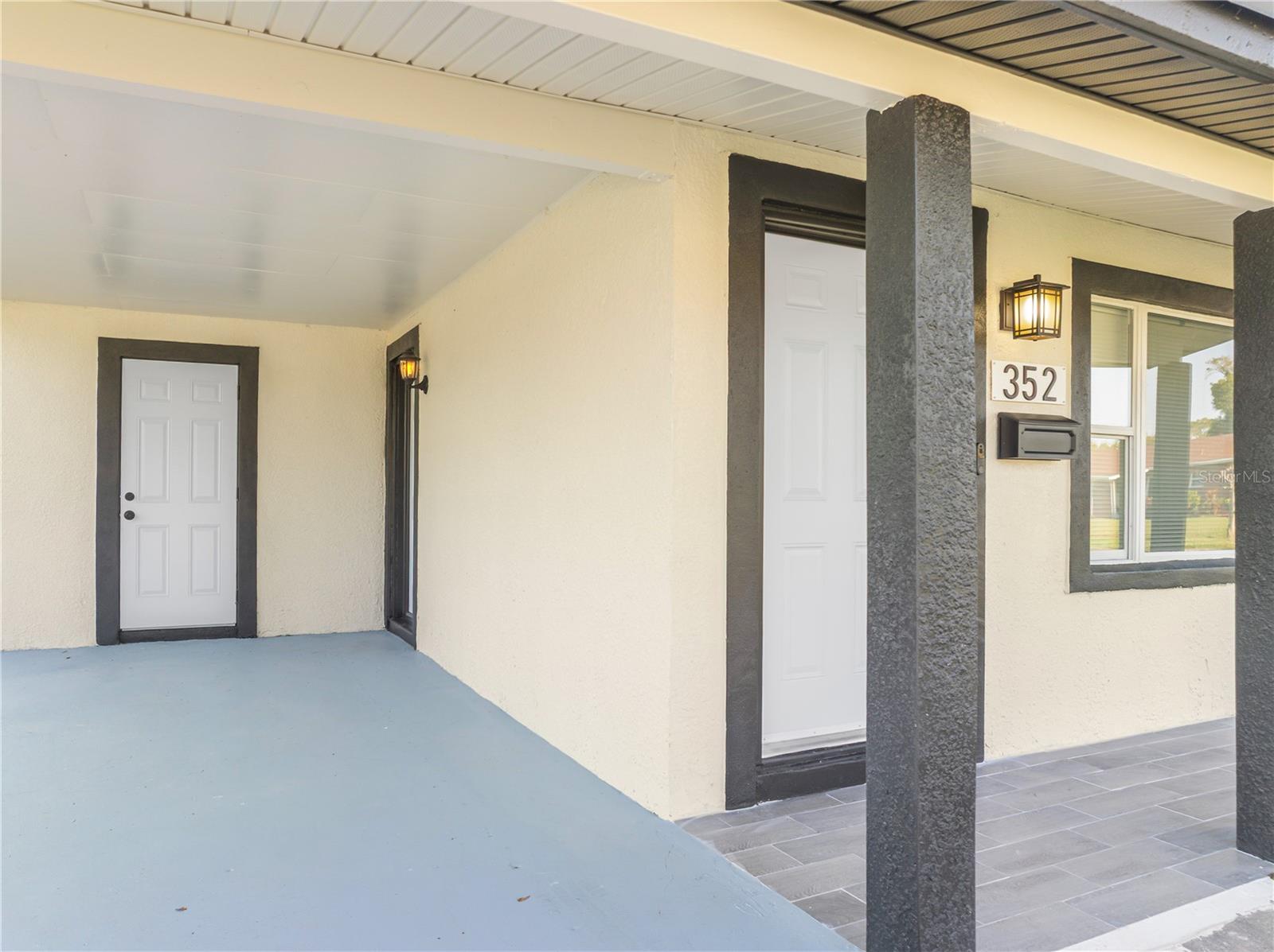 Image 8 of 41 For 352 Lionel Avenue