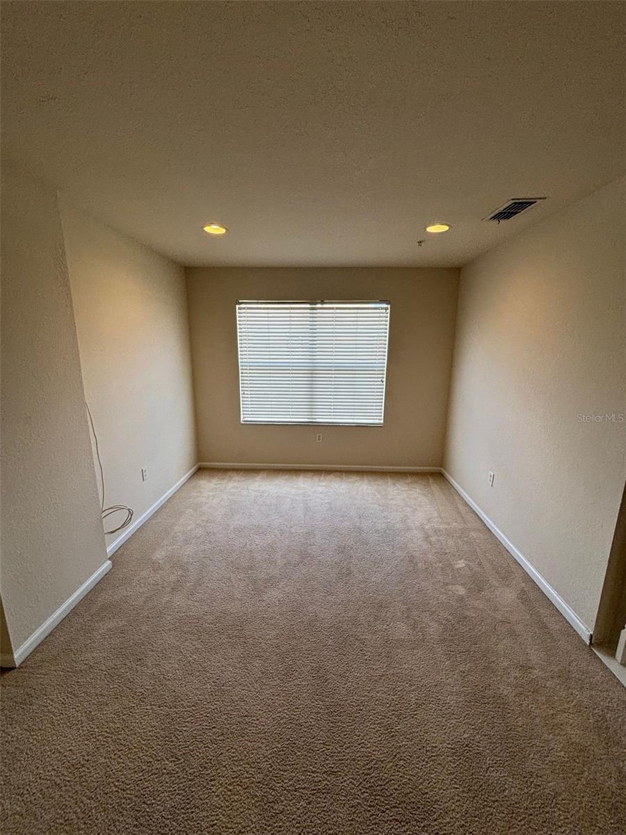 Image 20 of 31 For 2940 Langdon Lane S