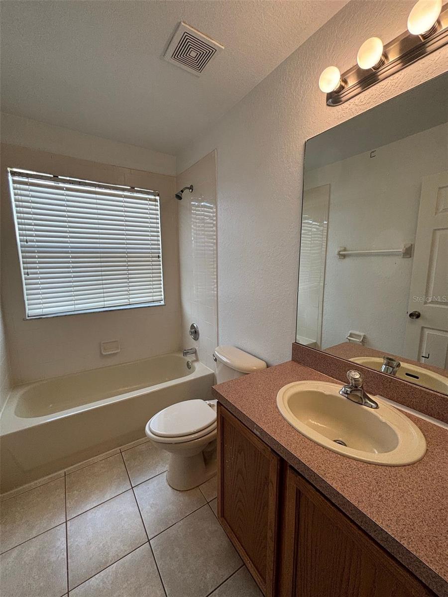 Image 26 of 31 For 2940 Langdon Lane S