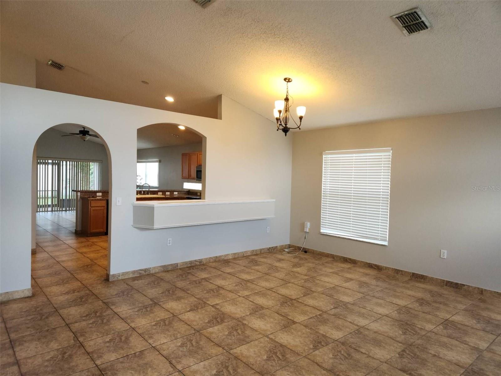 Image 6 of 25 For 1987 Lady Elisabeth Avenue