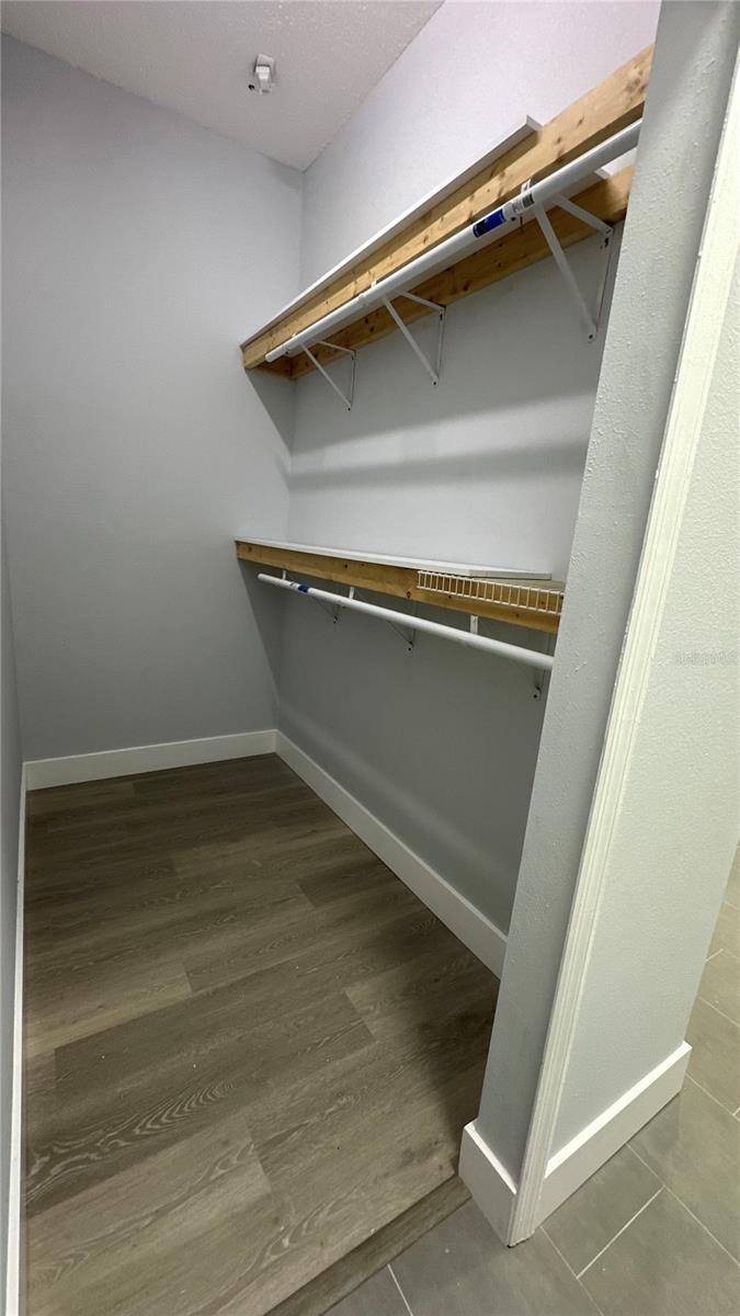 Image 18 of 30 For 1031 Universal Rest Place