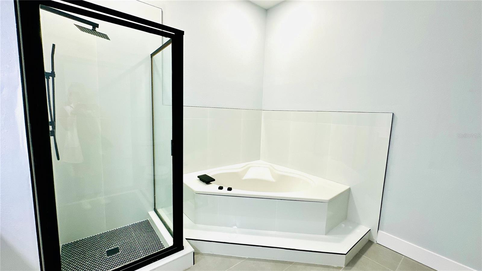 Image 30 of 30 For 1031 Universal Rest Place