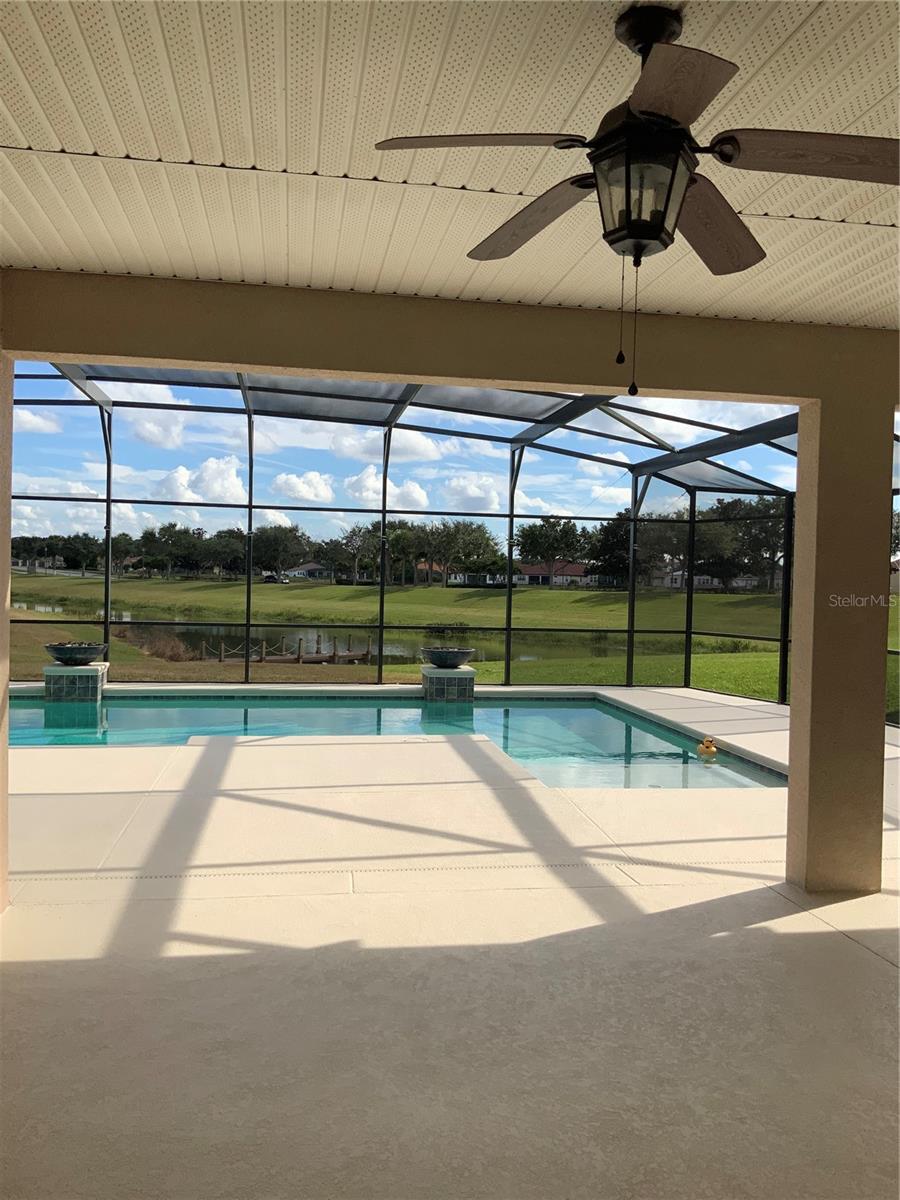 Image 18 of 69 For 3613 Valleyview Drive