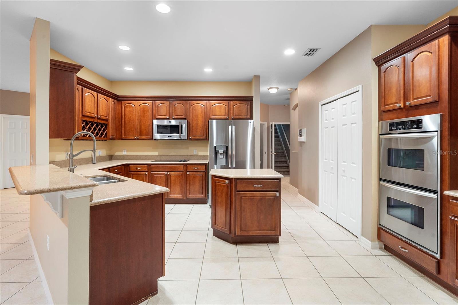 Image 36 of 69 For 3613 Valleyview Drive