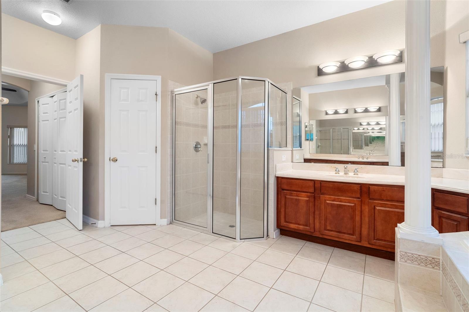 Image 47 of 69 For 3613 Valleyview Drive