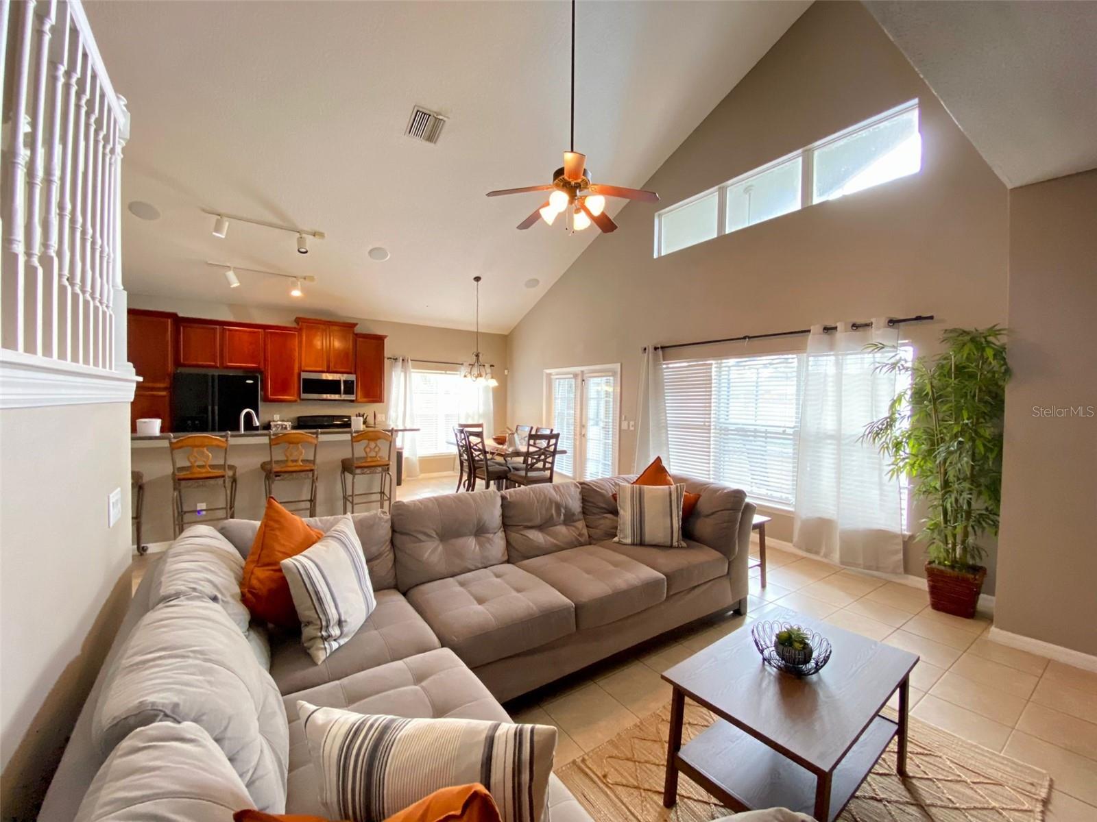 Image 12 of 47 For 8000 Acadia Estates Court