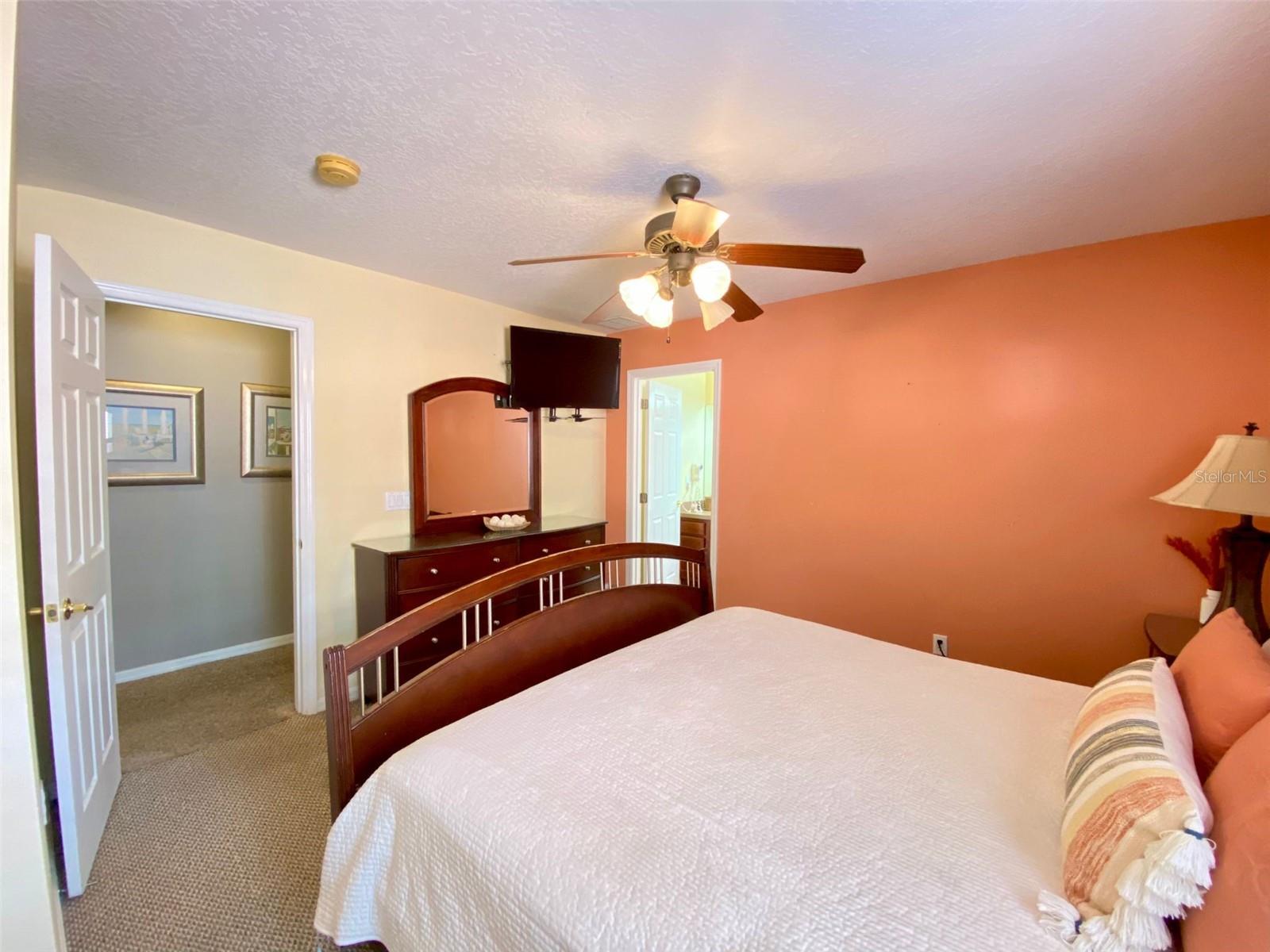 Image 32 of 47 For 8000 Acadia Estates Court