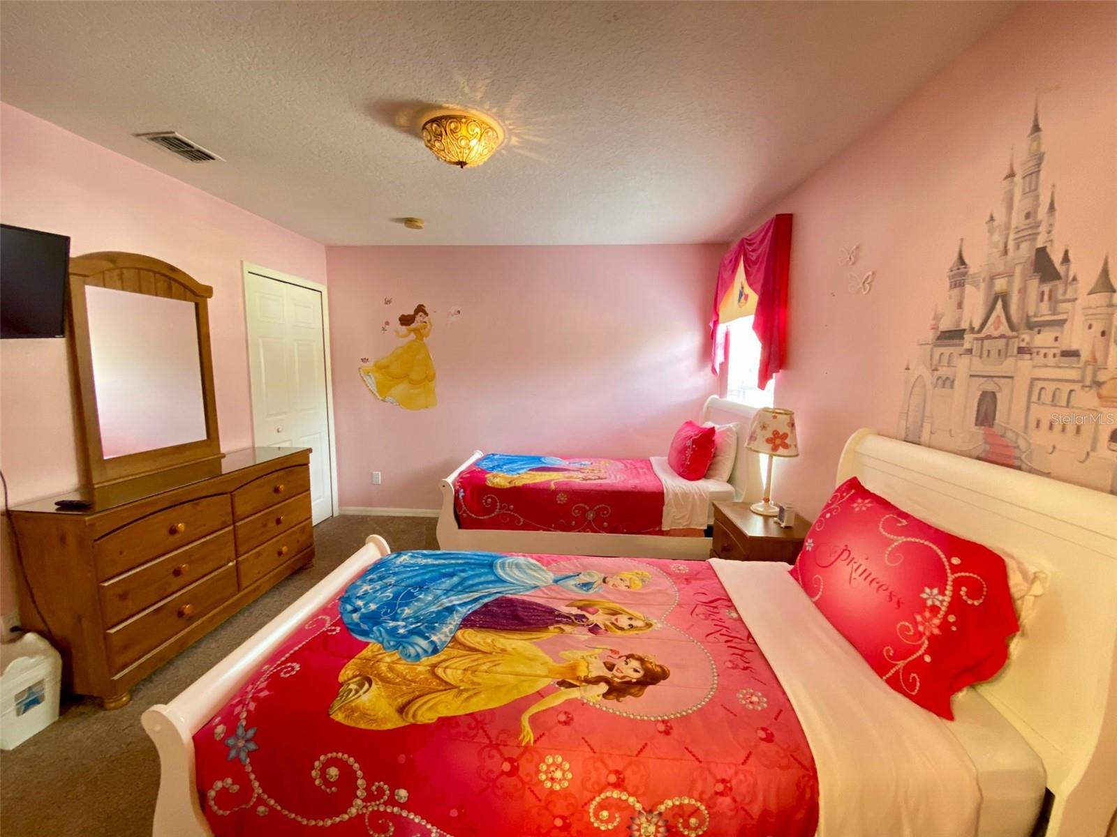 Image 37 of 47 For 8000 Acadia Estates Court