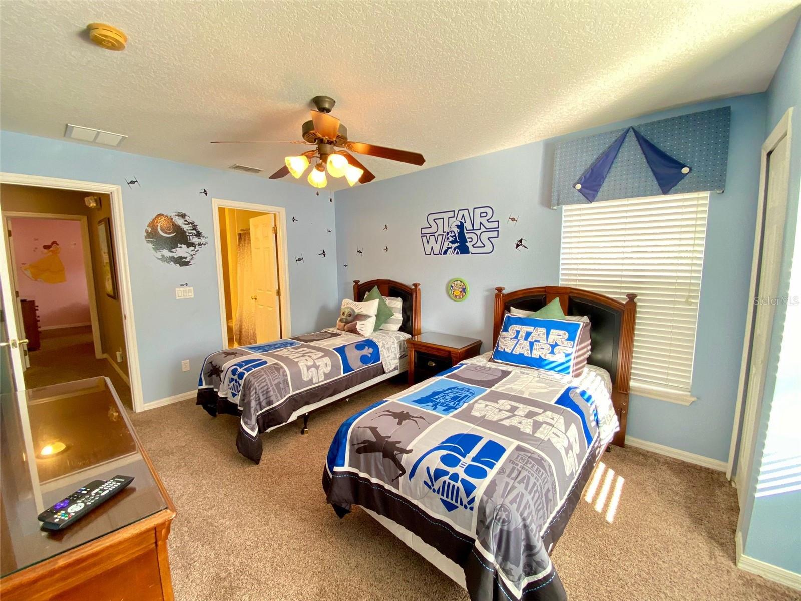 Image 42 of 47 For 8000 Acadia Estates Court