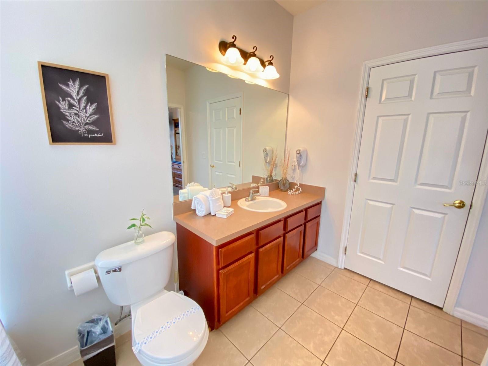 Image 43 of 47 For 8000 Acadia Estates Court