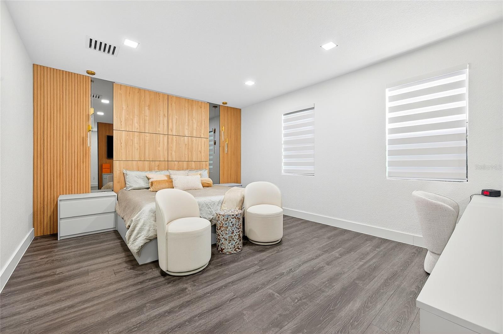 Image 39 of 59 For 10613 Mobberley Circle