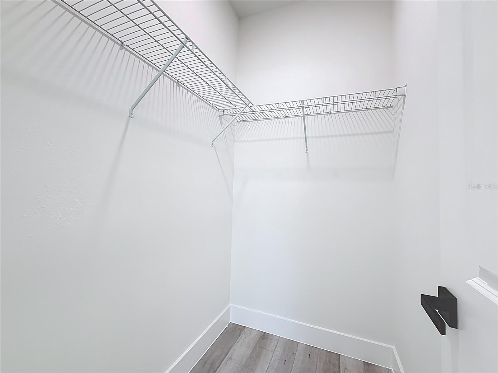 Image 26 of 51 For 8425 Legacy Loop