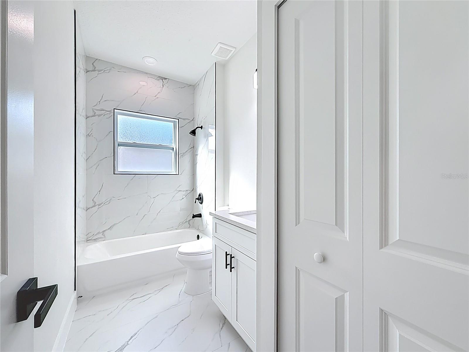 Image 34 of 51 For 8425 Legacy Loop