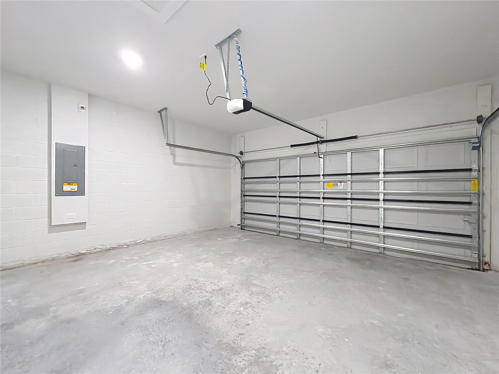 Image 38 of 51 For 8425 Legacy Loop