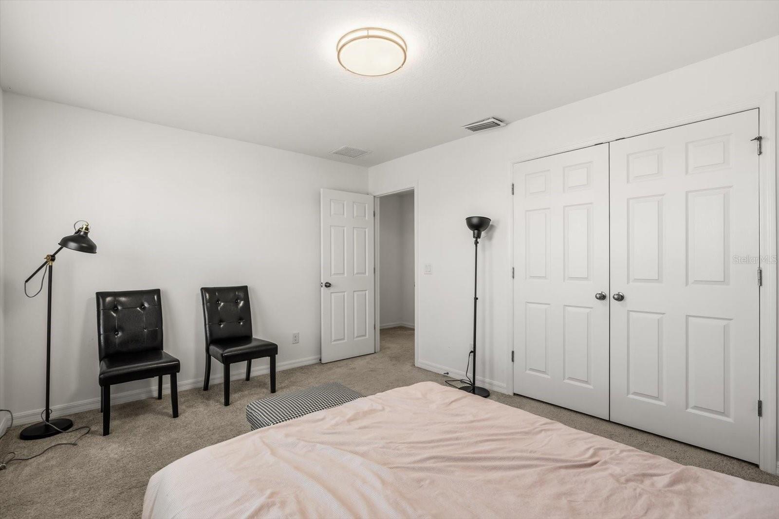 Image 30 of 53 For 5277 Royal Point Avenue