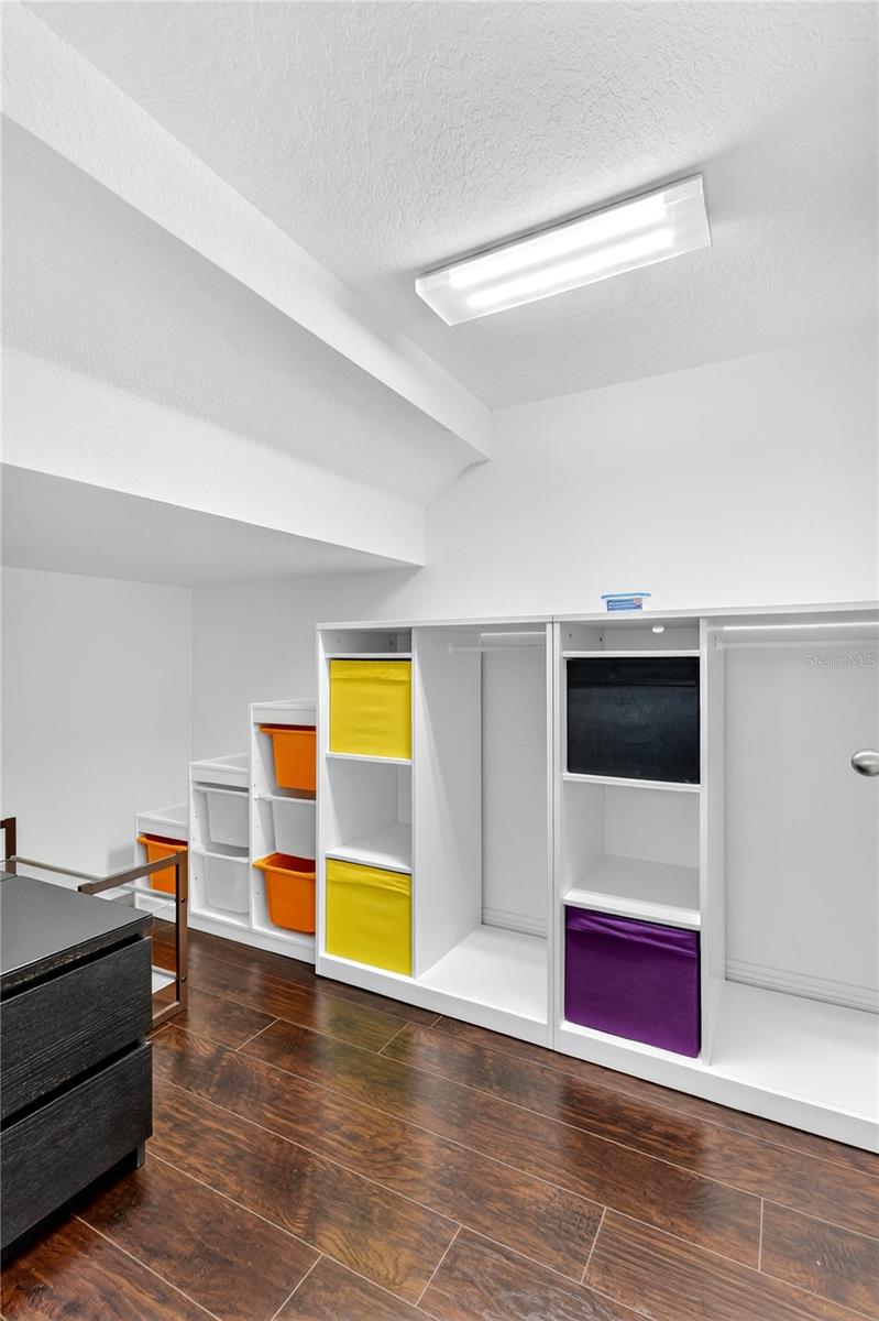 Image 15 of 36 For 8443 Karrer Terrace