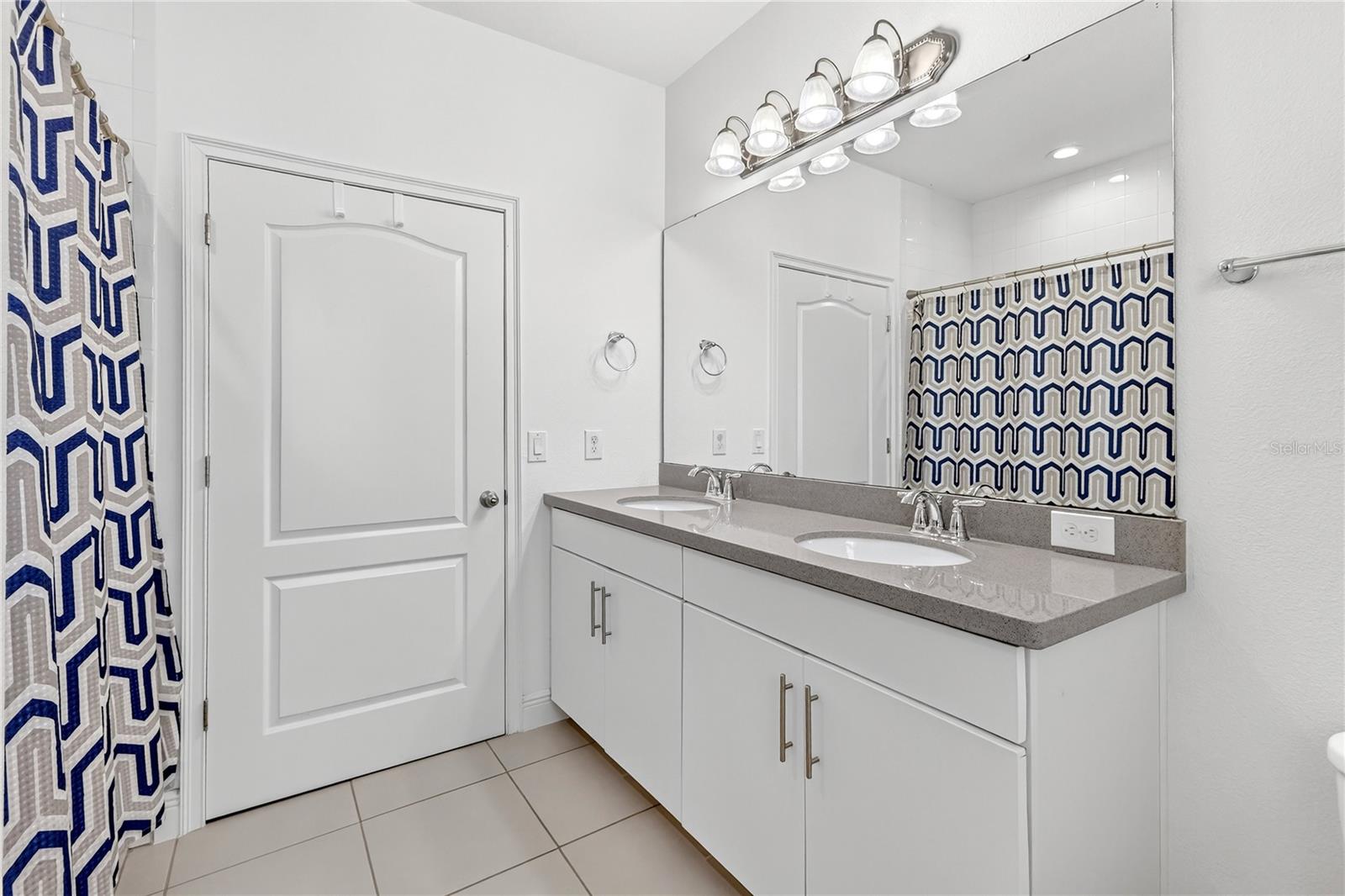 Image 18 of 36 For 8443 Karrer Terrace