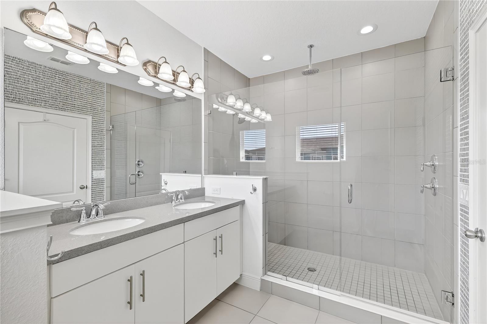 Image 20 of 36 For 8443 Karrer Terrace