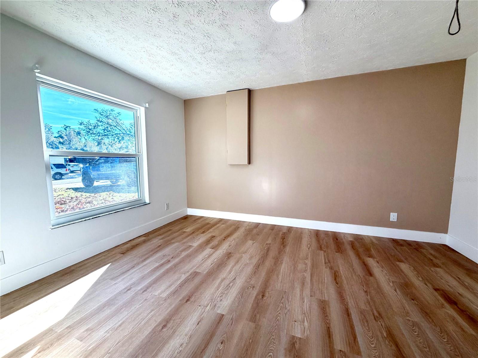 Image 6 of 13 For 3206 Las Brisas Unt All Drives A