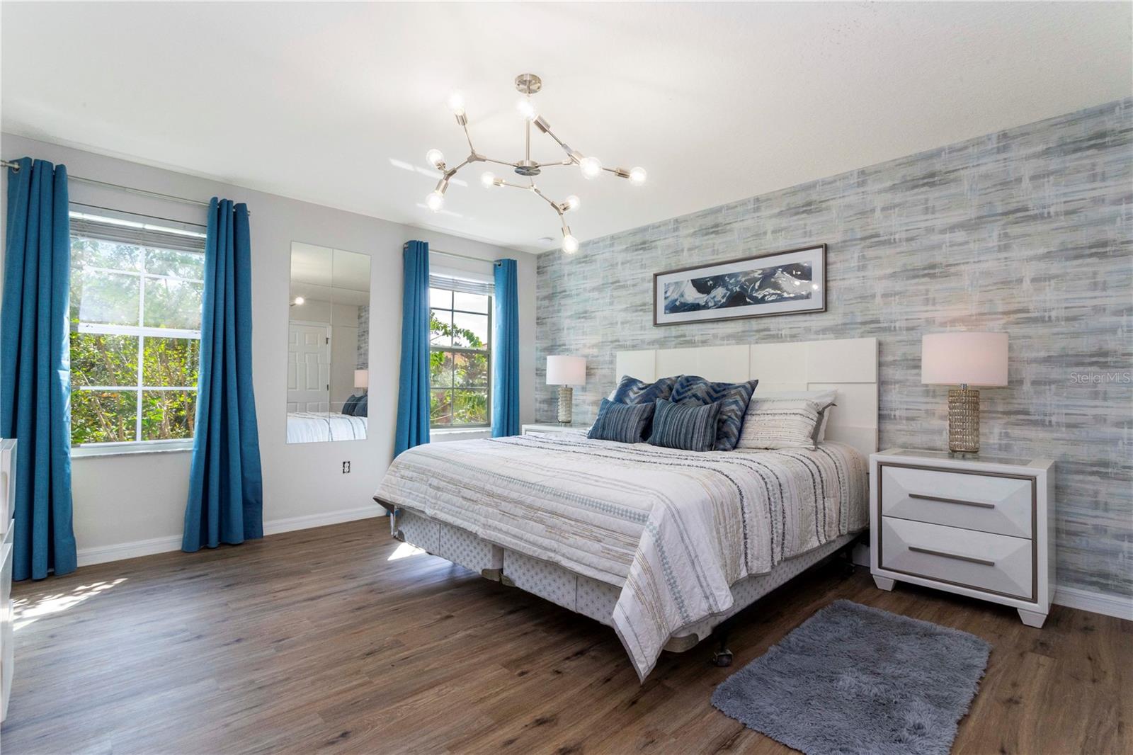 Image 15 of 59 For 650 Las Fuentes