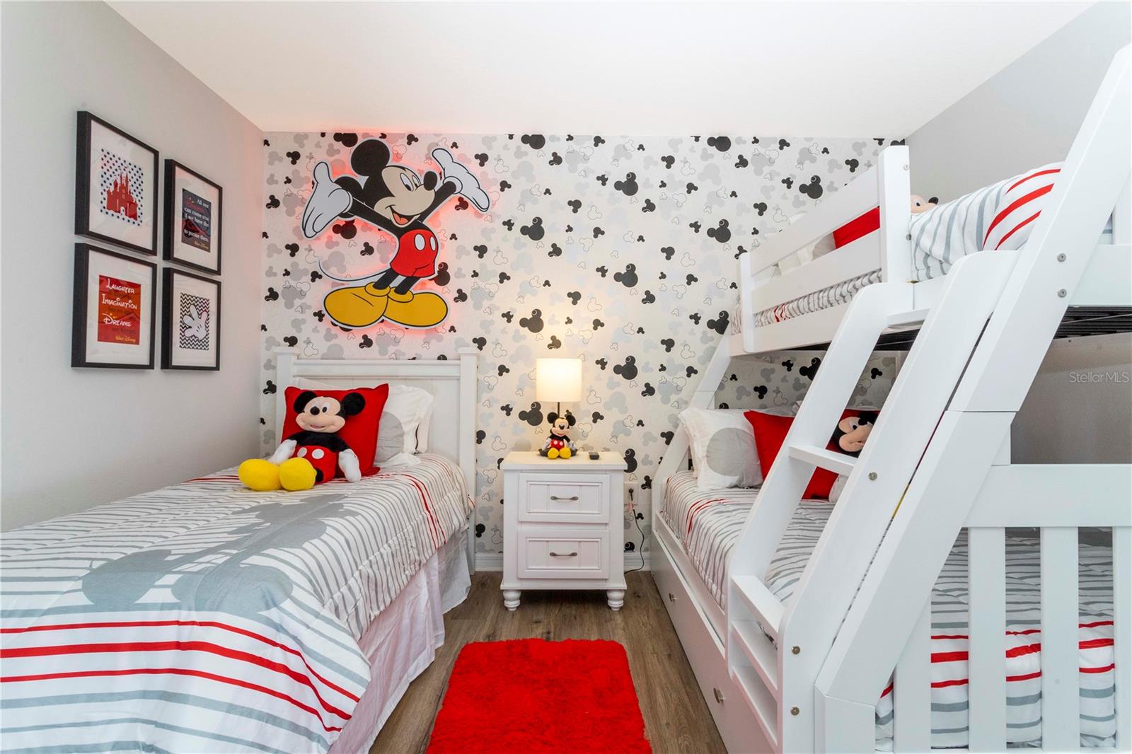 Image 19 of 59 For 650 Las Fuentes