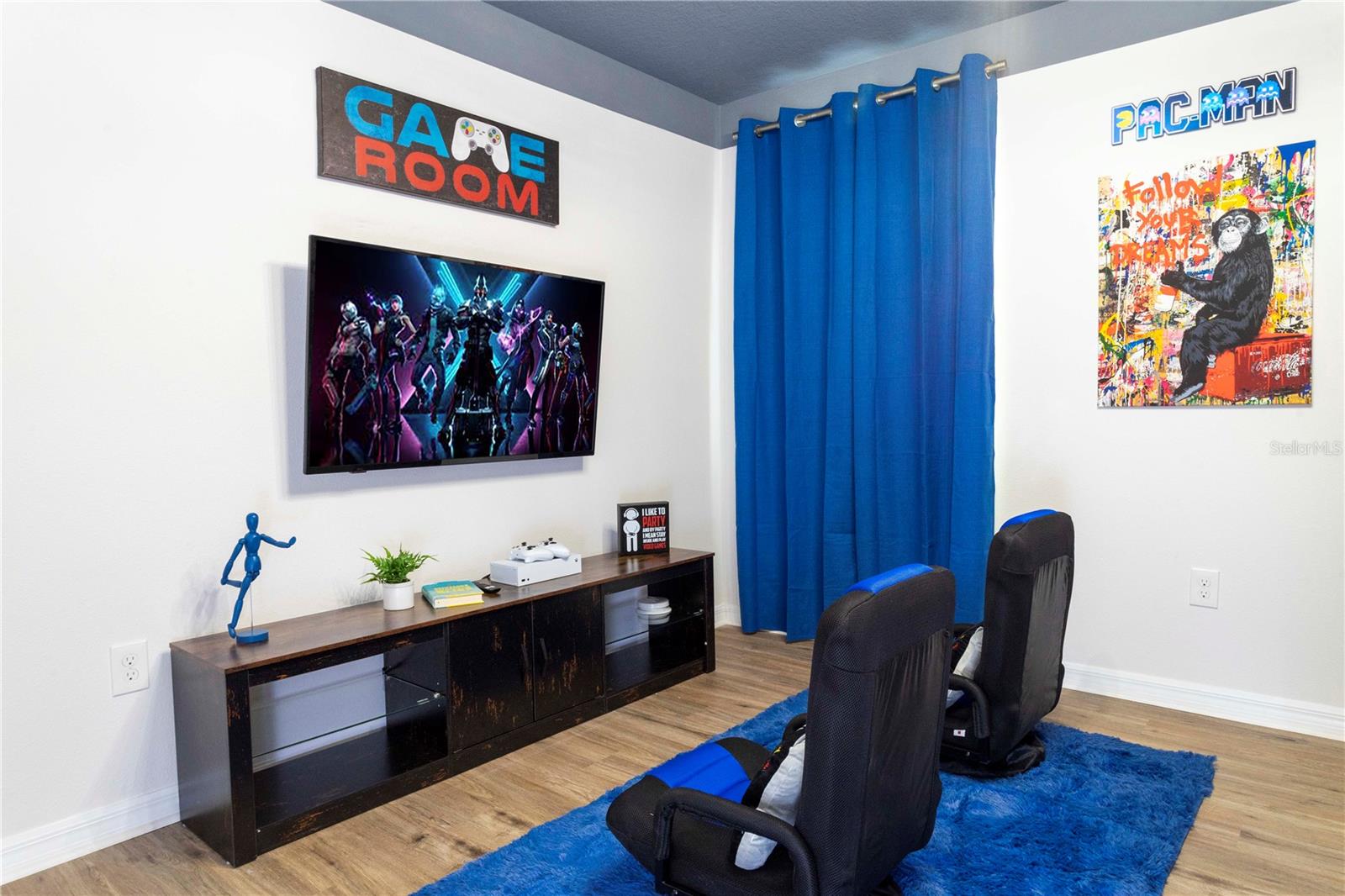 Image 23 of 59 For 650 Las Fuentes